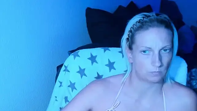SexyJulia21 webcam