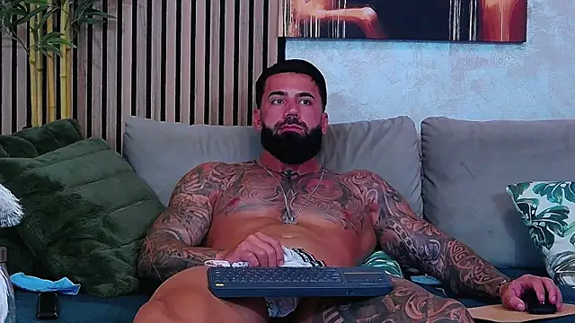 masterkingofmusclee webcam