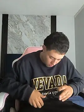 thiagoo_vega (M twink) - take off all the clothes, with a hard co