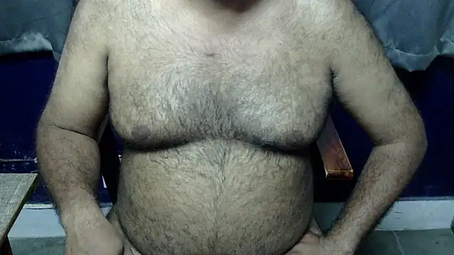 hairysubcub_70 (Ask my age) - Welcome To Daddy's Room. Make Daddy Cum.