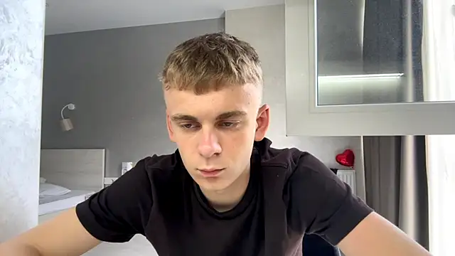 solofury (M twink) - Buy car