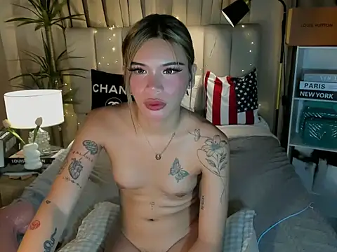 SiennaBlair webcam