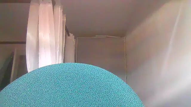 manoo17 webcam