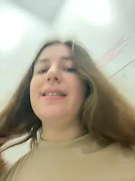 kate_nicepops333221 webcam