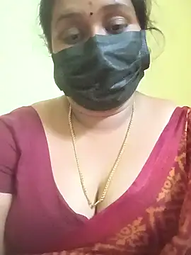 tamil_nivedha webcam