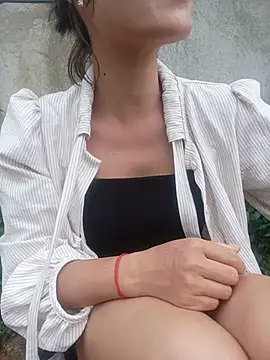 Linda-yiyi webcam