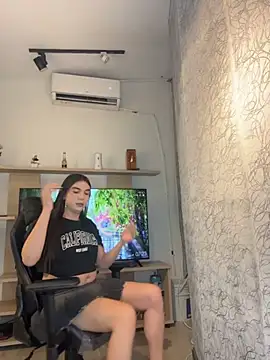 saracaball_ webcam