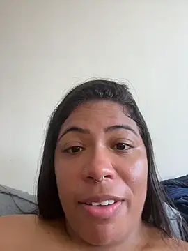 ZahraAmira_ webcam