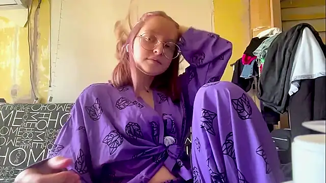 WinifredLunney webcam