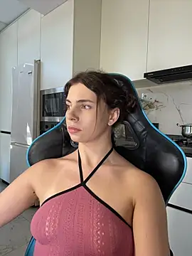 CurlyLara live sex cam