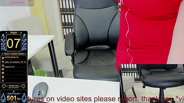 squirt_milf_viktoria webcam