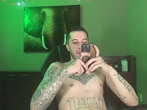 JuicyJoshy webcam