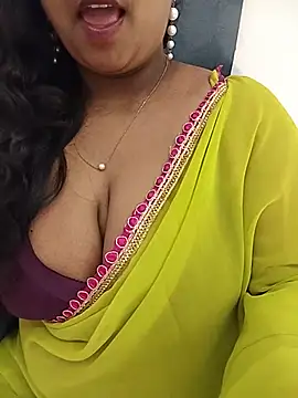 Cutee_Amrita webcam