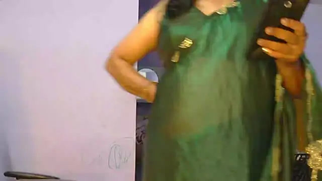 mallu_maya_dwv webcam
