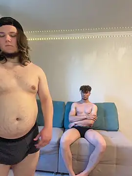 desiredude9 webcam