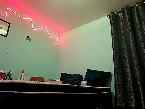 cheekyboyx webcam