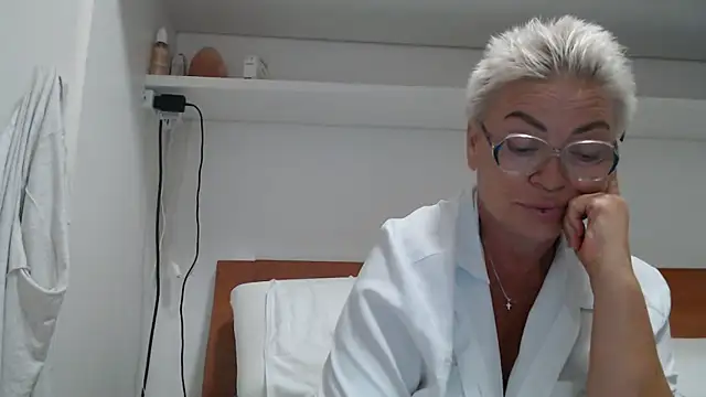 LindaL webcam