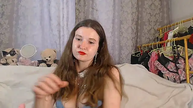 ChloeBrooklyn live cam on StripChat