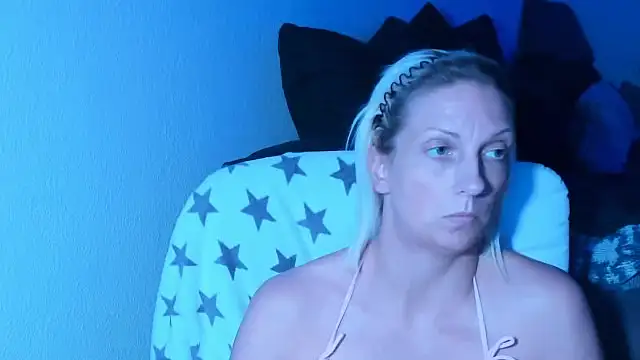 SexyJulia21 webcam