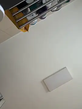 Anna_Lewis webcam