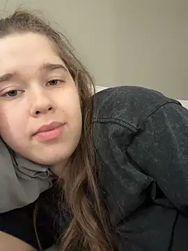 HornyGirlH