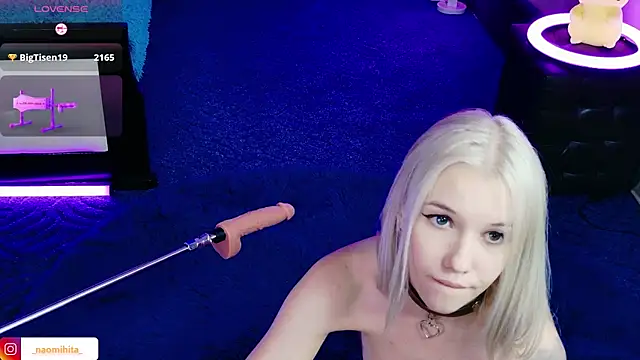 NaomiHita webcam