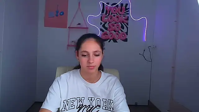 KissMeJulia webcam