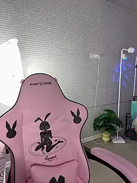 KimEvanss webcam