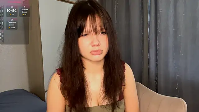 EmilyMercurial webcam