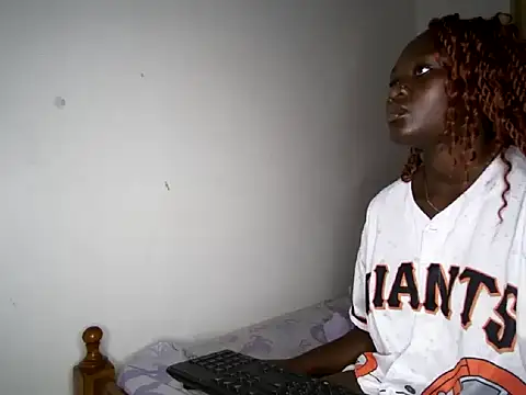 mis_velvet webcam