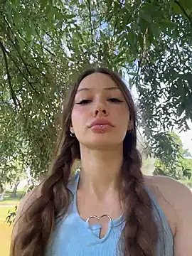 mikkixmeow webcam