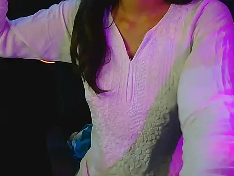 Siya_Glows webcam