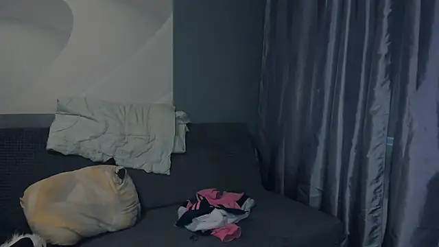 TarynPalek webcam