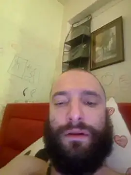 Zlyzloba21 webcam