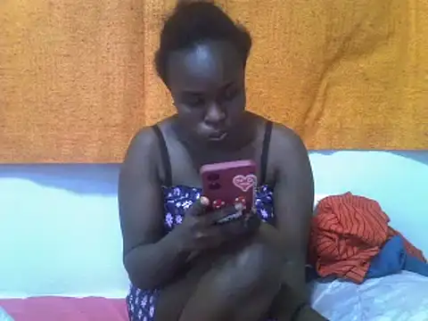 kaya_bear webcam