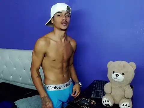 Angel_foxc13 webcam
