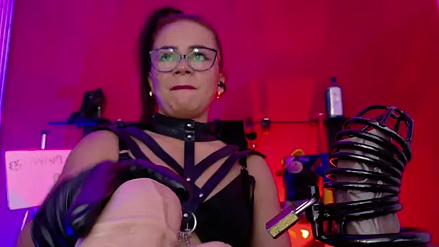 MistressSlut1 webcam