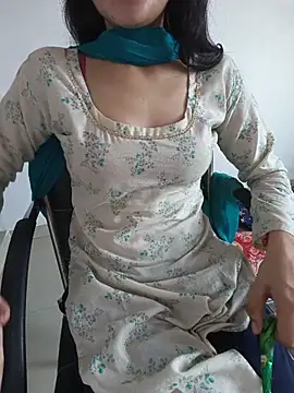 zoya_baby_ - Zoya_baby_'s free webcam - UK Sex Cams