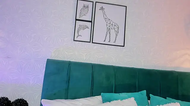 ninna_curly webcam