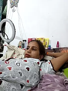 Sexy-Kajal2 webcam
