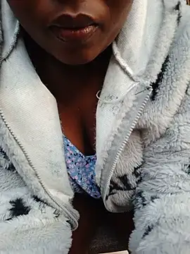 SweetHoney21_ webcam