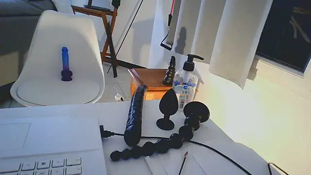 jibe13@xh webcam