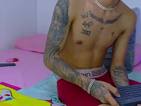 skoook_gray_ webcam