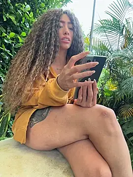 roxyrougee webcam