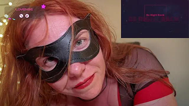 GingerAleMILF webcam