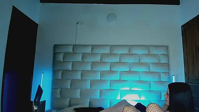 HollyGrey_ webcam