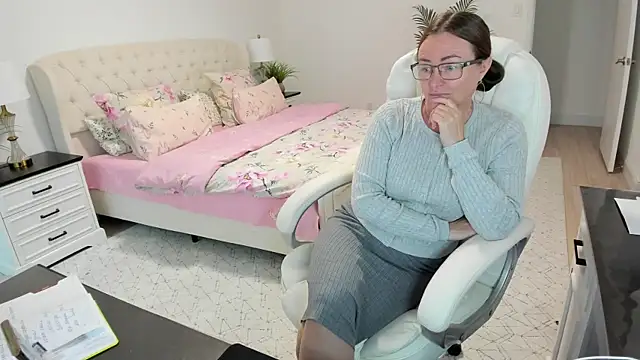Vika73 webcam