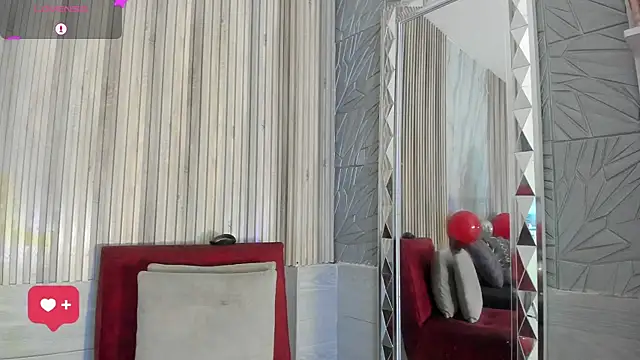 BriannaChelsea webcam
