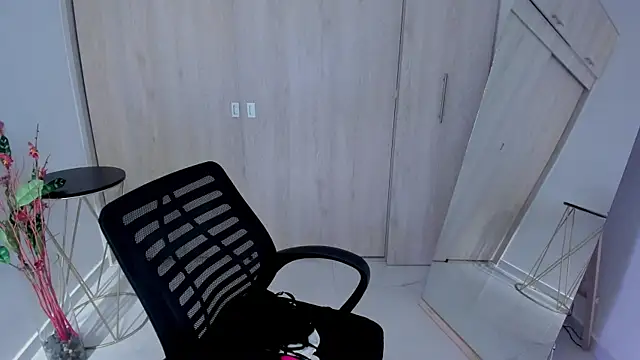 Adele_Sweett webcam