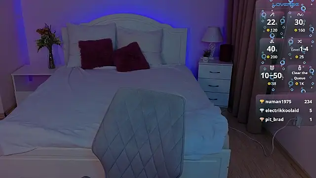 EricaMoonn webcam